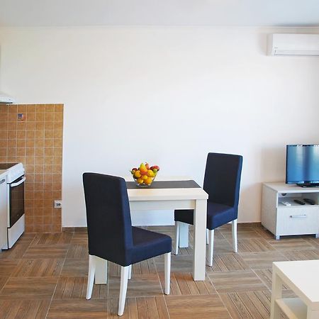 Apartmani Tivat Kaludjerovic Habitación foto